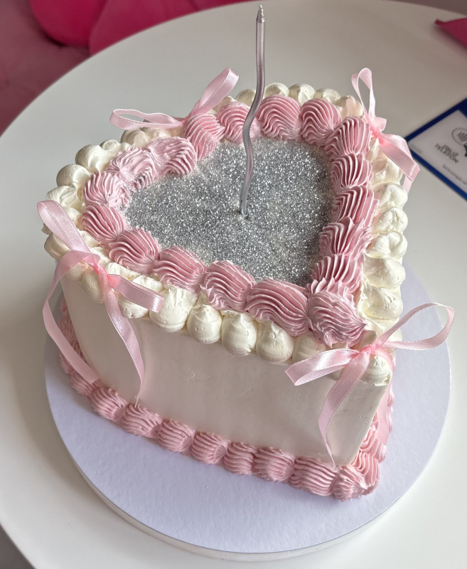 Tort serce Lambeth kokardki brokat 
