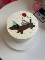 Tort z jamniczkiem 